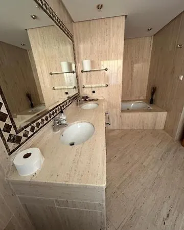 Pareado * Марбелья